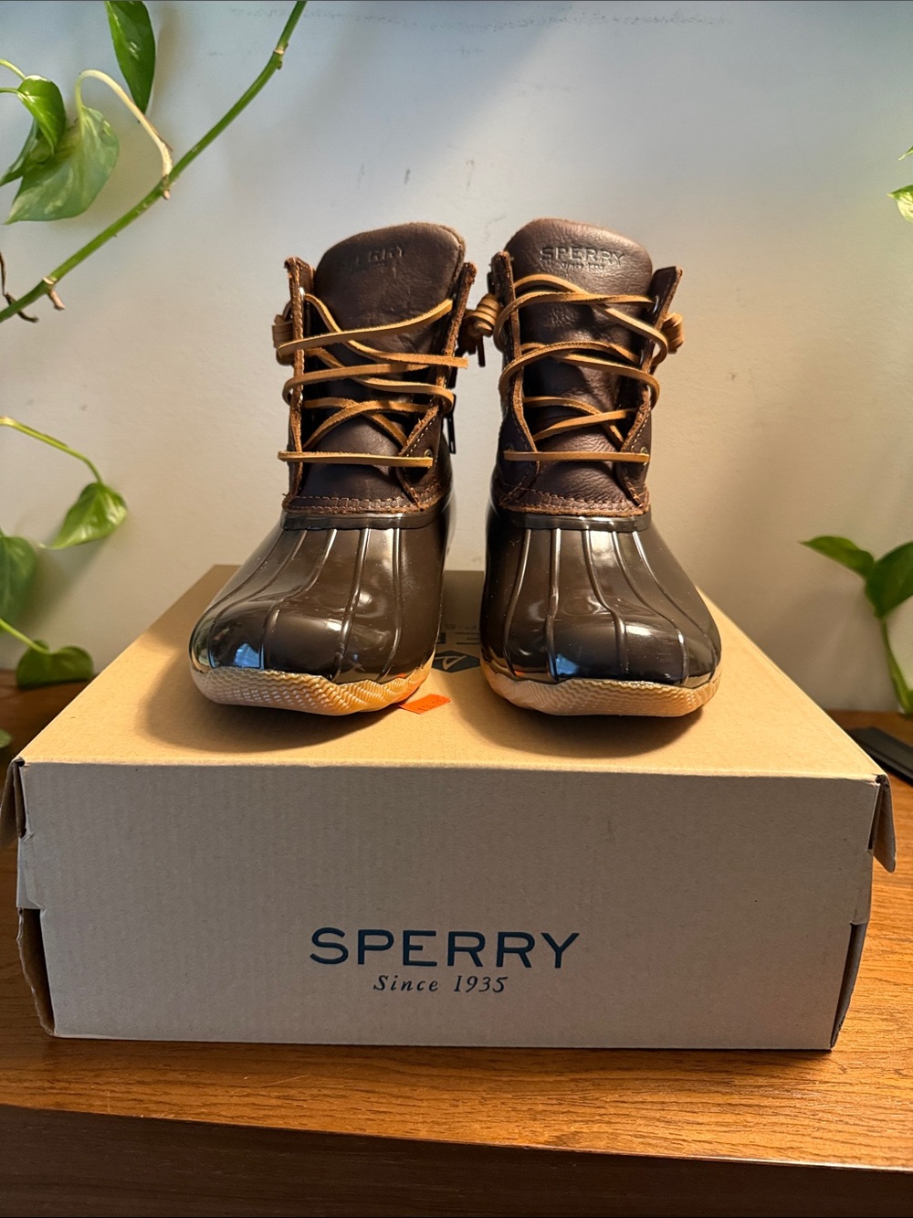 Sperry Saltwater Tan/Dark Brown Rubber-Top Duck Boots with Tan Laces